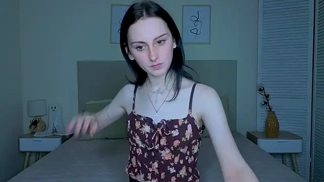 Little_moly999 webcam