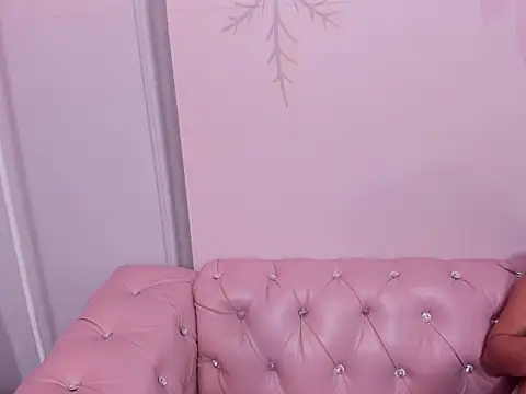 Saritasweet18 webcam