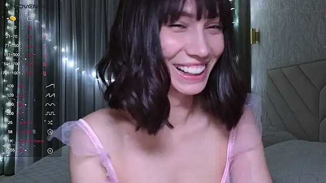 Alice_Wonders webcam