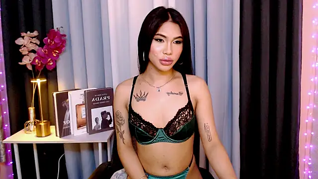 Megan_sativa webcam