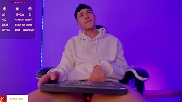 oliver_kyy webcam