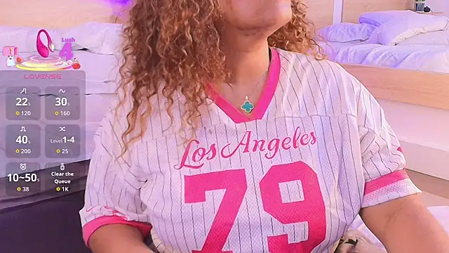 _nickypurple_ webcam