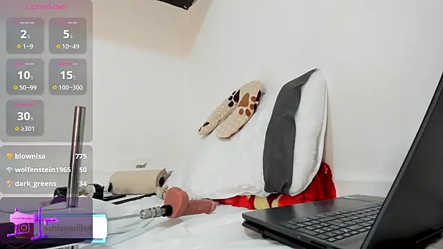 _ashleymiller - _ashleymiller's free webcam - UK Sex Cams