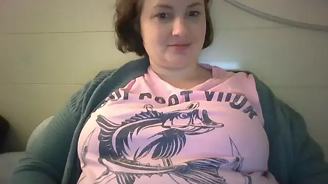 MilfyMrsRobinson Live Webcam on Stripchat