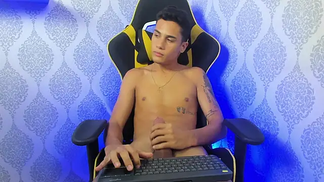 The_big_twink_x webcam