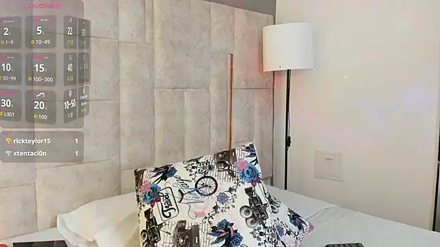 diannevega - DianneVega's free webcam