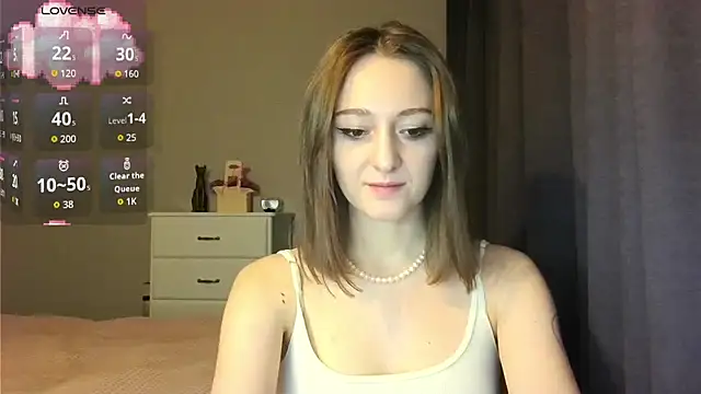 white_liillyy webcam