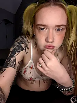 Webcam Model (mattiethebaddieee)  is live.Free join now!