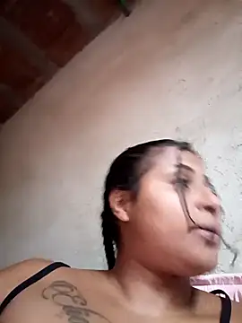 Giselabrunette25 webcam