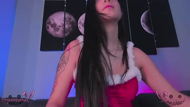 FreyaZimmerman_ webcam