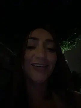 Ninabigtitied webcam