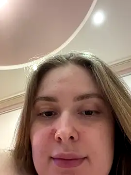 DeniMilkyyyyy webcam