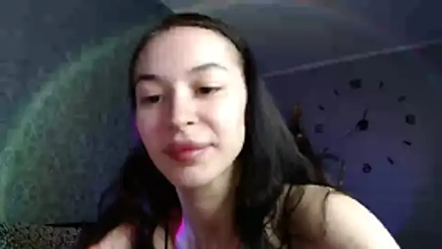 Daphne_Darkthorn webcam