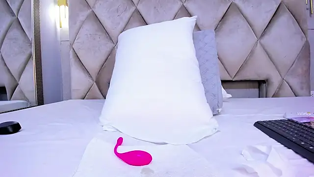 violett_rabbit_ webcam