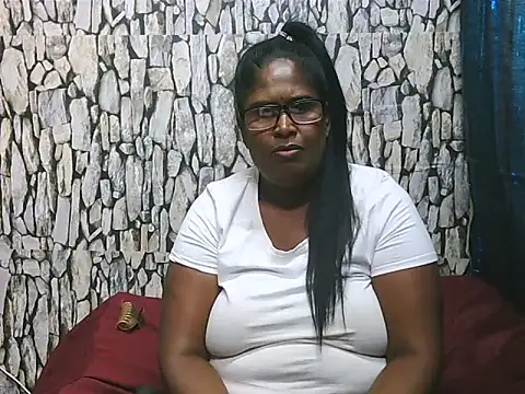 Exotic_indian95 webcam