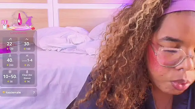 _nickypurple_ webcam