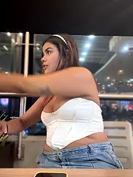 Kaily_Sweet16 webcam