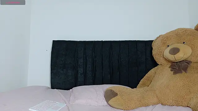 Natashaparker__ webcam