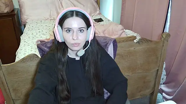 alisonfields live cam screenshot female from United States on Pornmatic – Free Porn Videos & Live Cams