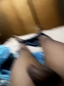 CreamyDickBaby webcam