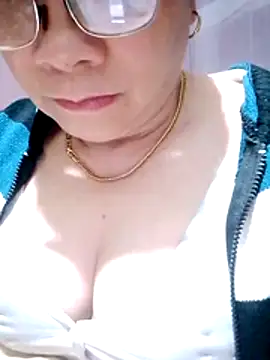 small-house123 webcam