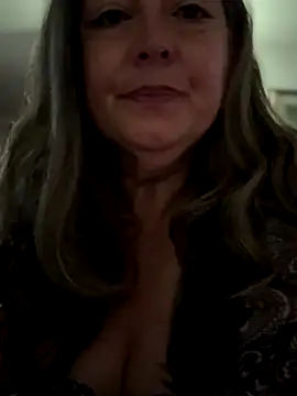 emma_tour Live Webcam on Stripchat