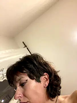 Piggiteablacktea webcam