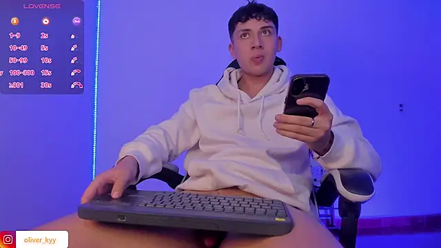 oliver_kyy webcam