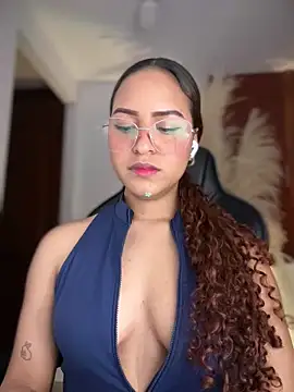 gretta_kler1 webcam stripchat model stream image