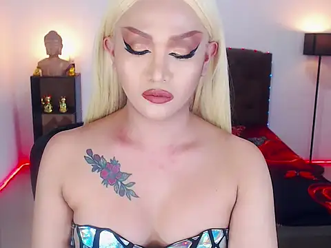 PlayfullOliviaTS webcam