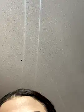 MiaScott_Pink webcam