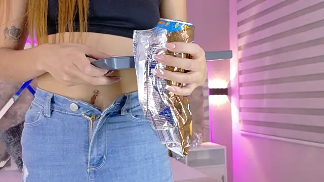 CarolinaaGomezz webcam