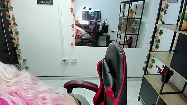 LilithCooperr_ webcam