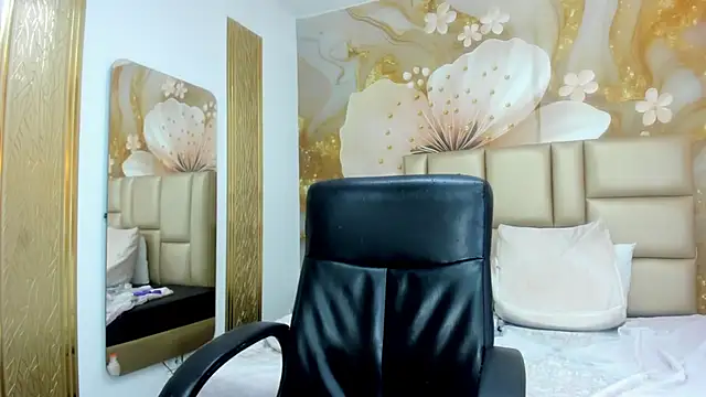 NahomiWalker_ webcam