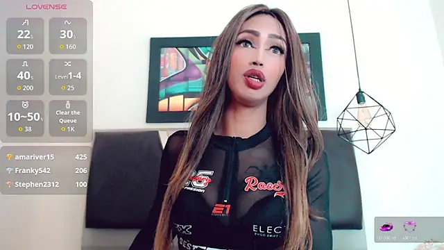 hilary_rodriguez webcam