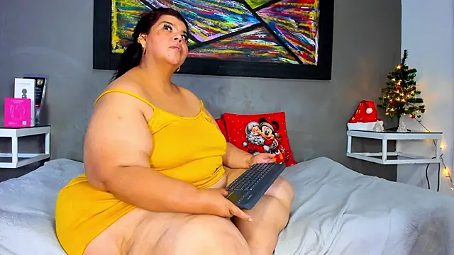 Charlotte_curvy_ webcam