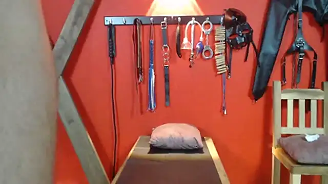 kinky_slave_ webcam