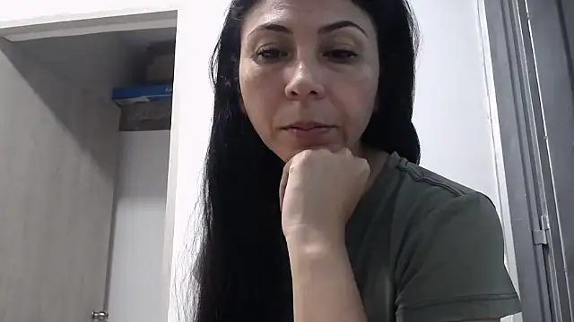 yohacriss - Yohacriss's free webcam - UK Sex Cams