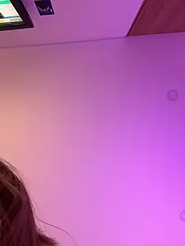 loveskingdom - LovesKingdom's free webcam - UK Sex Cams