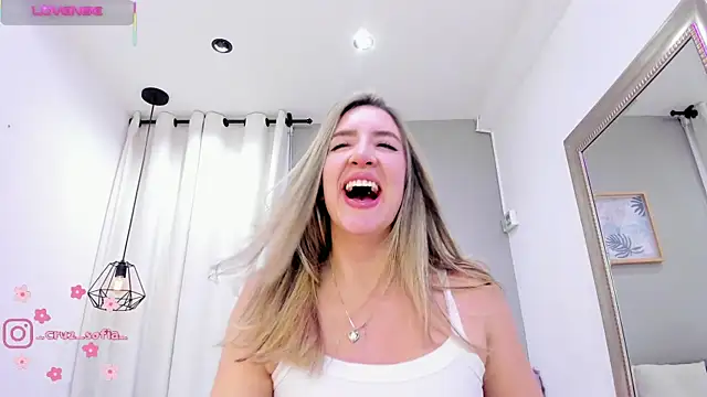 _sofia_cruz webcam