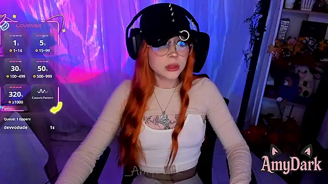 _AmyDark webcam