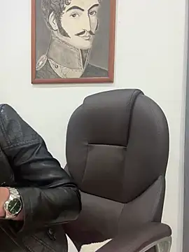 _Bella-Office1 webcam