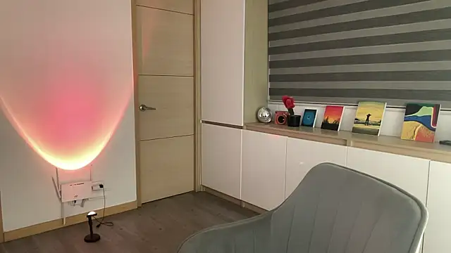 sweettaaron01 webcam