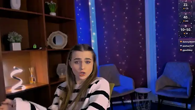 aria_moo - Aria_moo's free webcam - UK Sex Cams