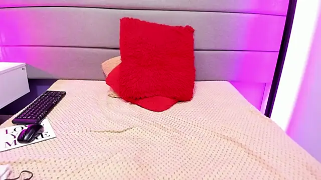 Ashleyyrobert webcam