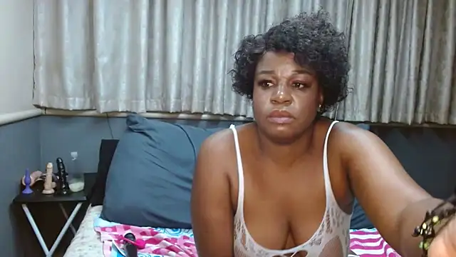 SlutyAngelxxx webcam