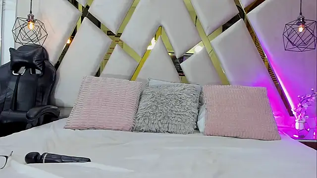 FernandaRousse webcam