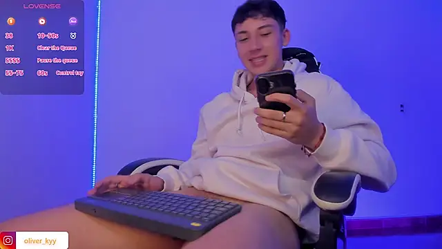 oliver_kyy webcam