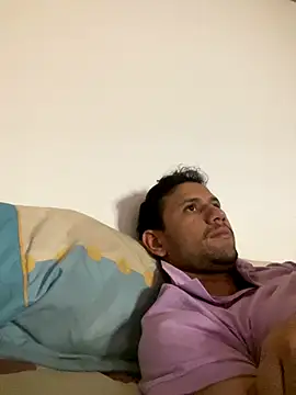 Michaell_Spinelly webcam