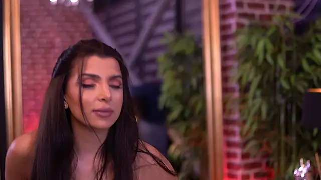 NicoleCellini webcam